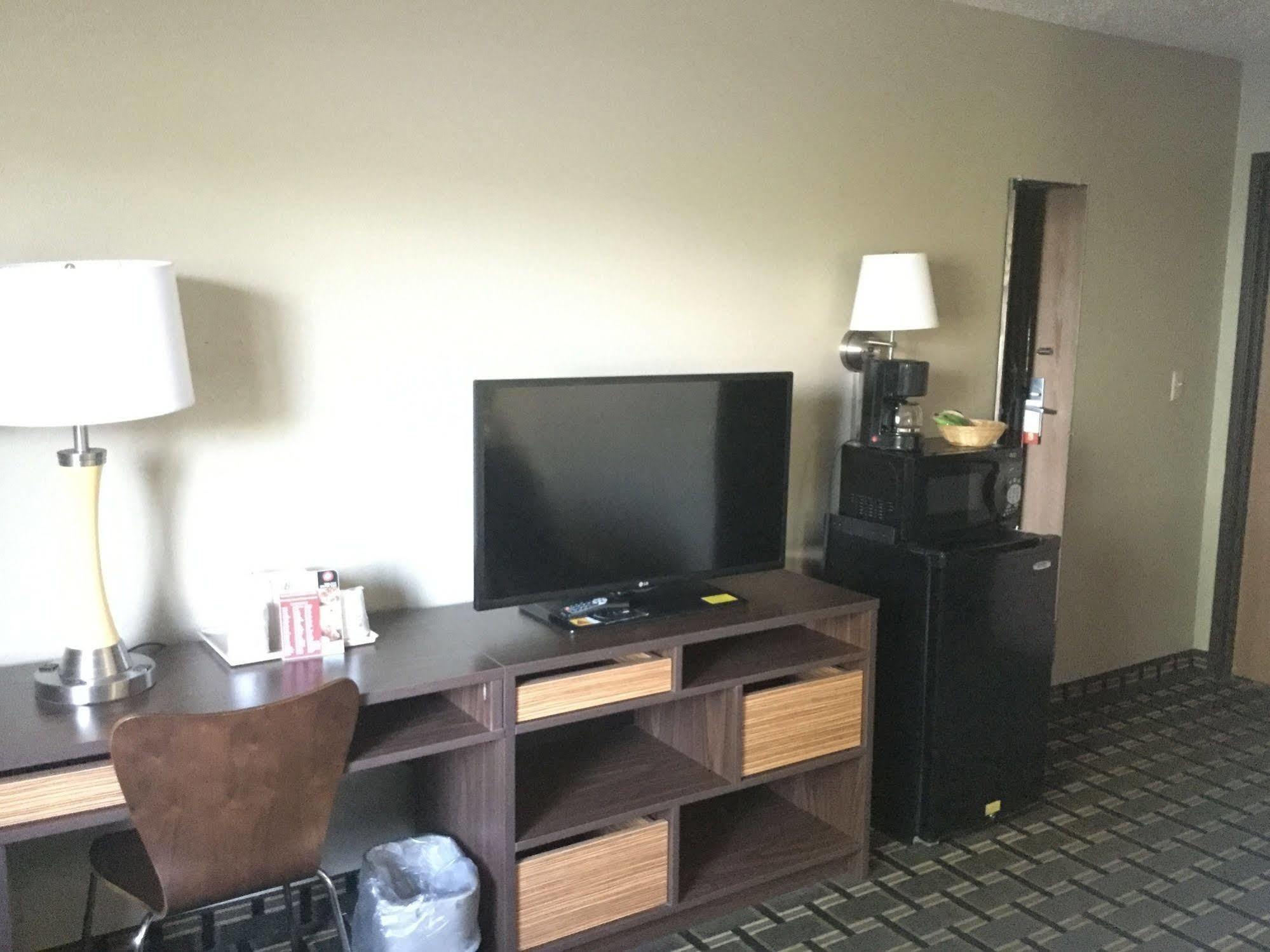 Super 8 By Wyndham Youngstown/Austintown Exteriér fotografie